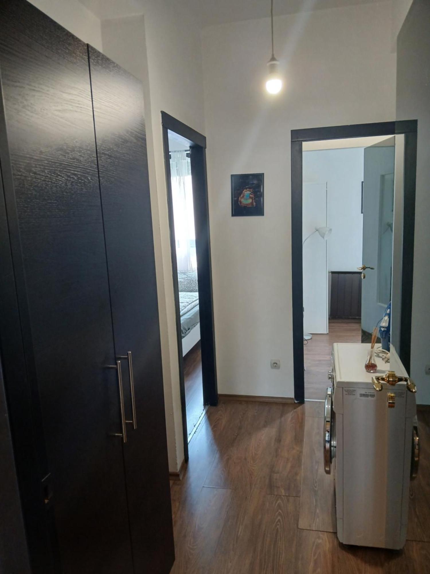 27 Shades Of Apartament