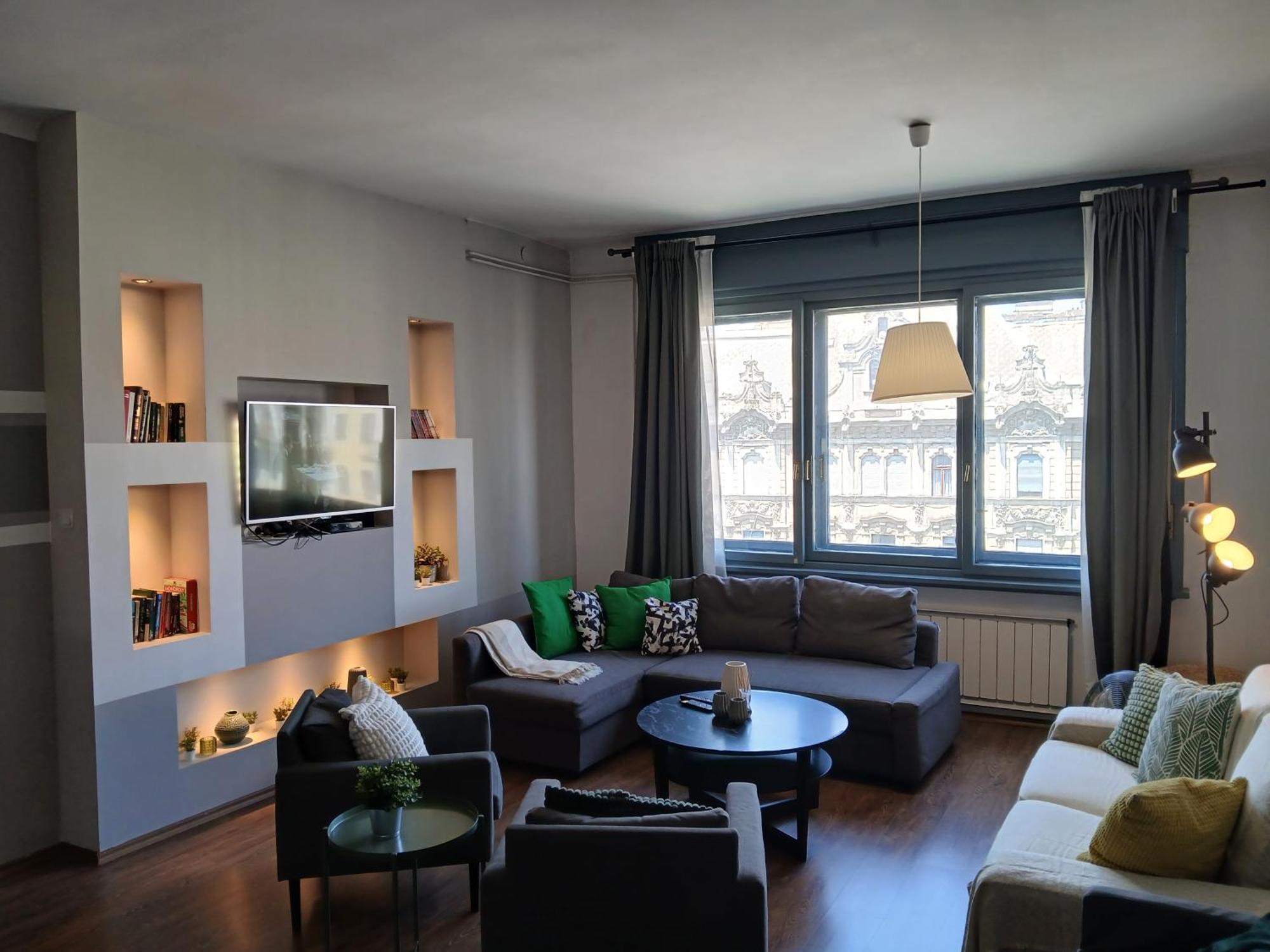27 Shades Of Apartament *